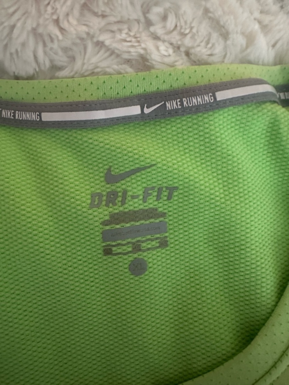 Nike Women's Dri-FIT Short-Sleeve Top Bright Green size XL - Picture 9 of 15